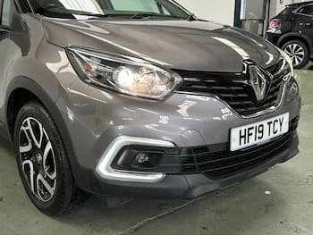 Used Renault Captur 2019 for sale - 79676496: Photo