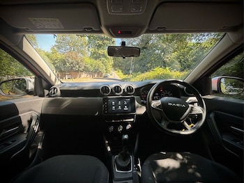 Used Dacia Duster 2023 for sale - 79532030: Photo
