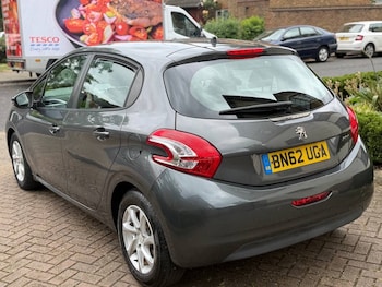 Used Peugeot 208 2013 for sale - 78546164: Photo