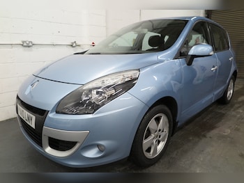 Used Renault Scenic 2010 for sale - 76384750: Photo