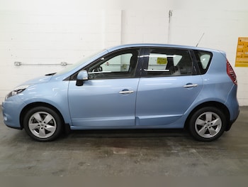 Used Renault Scenic 2010 for sale - 76384750: Photo