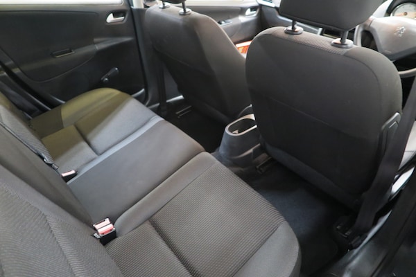 Used Peugeot 207 2011 for sale - 74375207: Photo 11