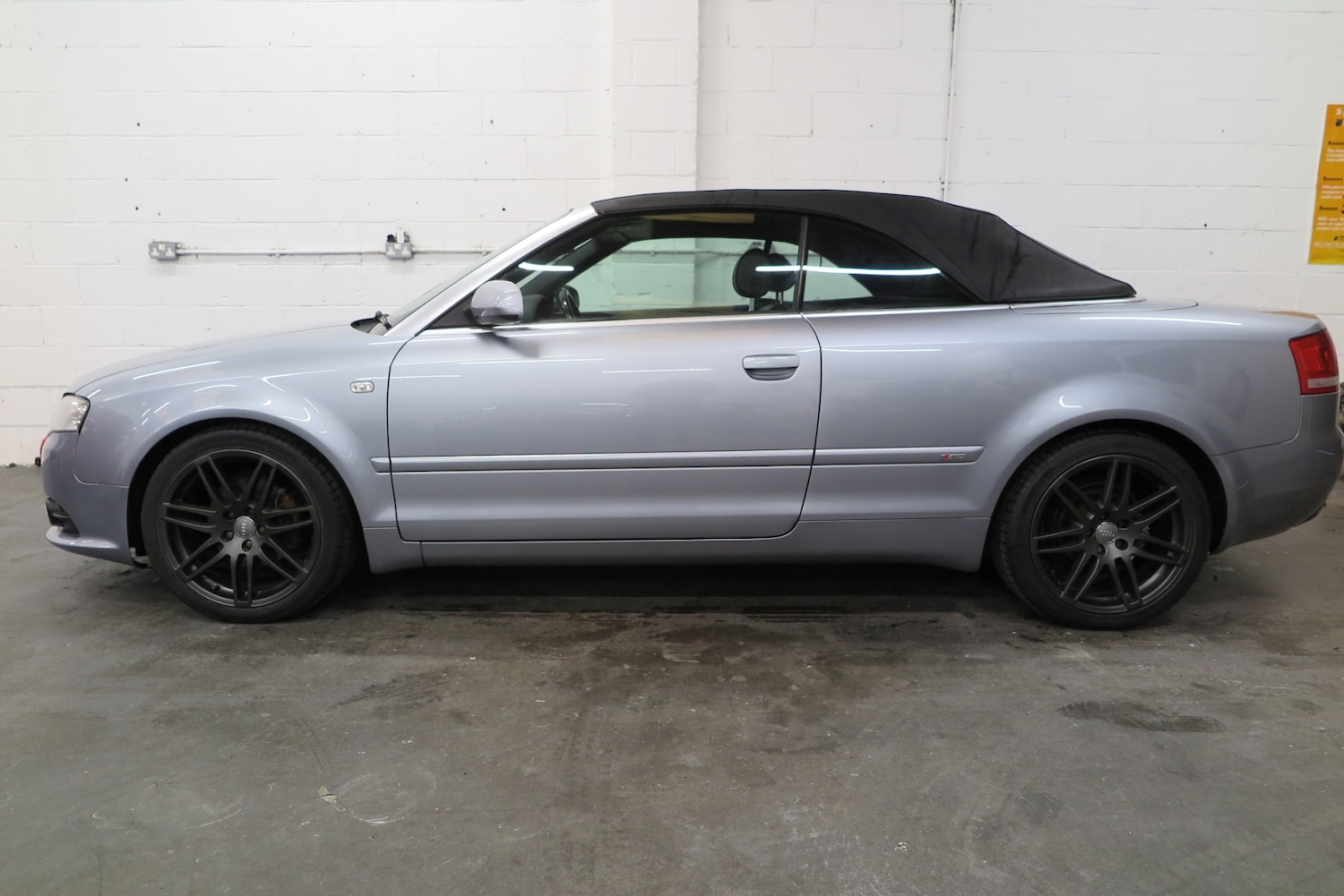 Used Audi A4 2009 for sale - 77492730: Photo 10