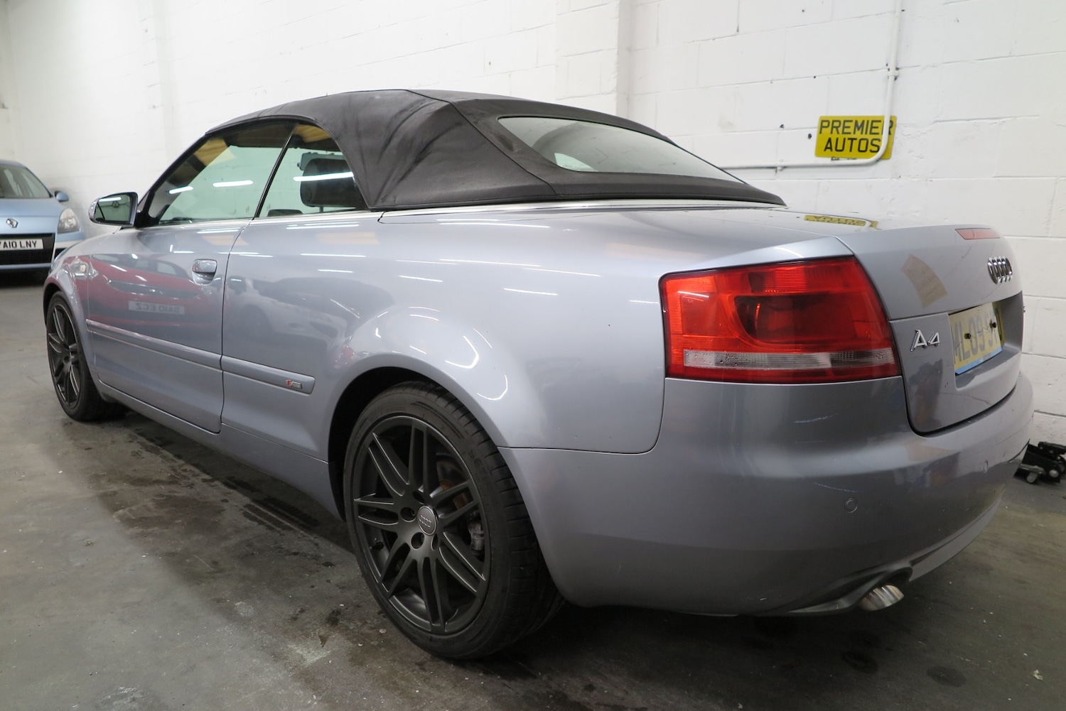 Used Audi A4 2009 for sale - 77492730: Photo 11