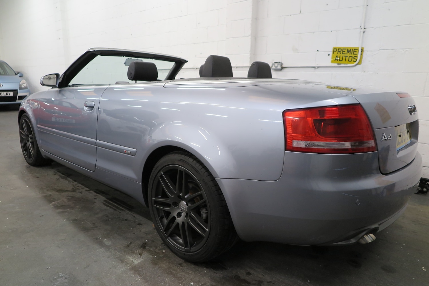 Used Audi A4 2009 for sale - 77492730: Photo 6