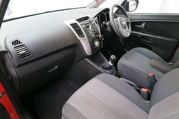 Used Kia Venga 2010 for sale - 75501173: Photo 11
