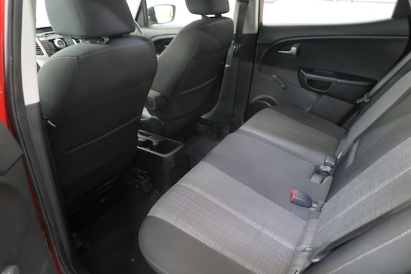 Used Kia Venga 2010 for sale - 75501173: Photo 12