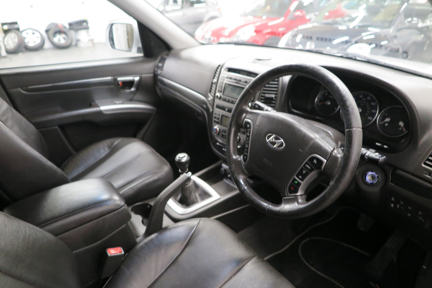 Used Hyundai Santa Fe 2012 for sale - 76143464: Photo 8