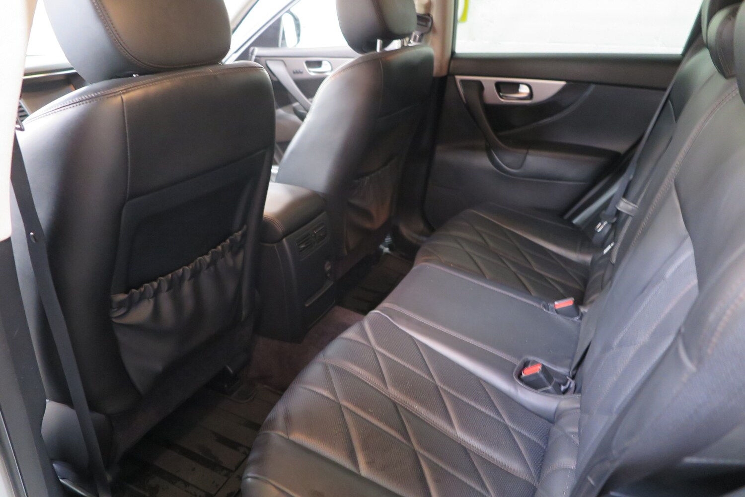 Used Infiniti QX70 2014 for sale - 77541849: Photo 19