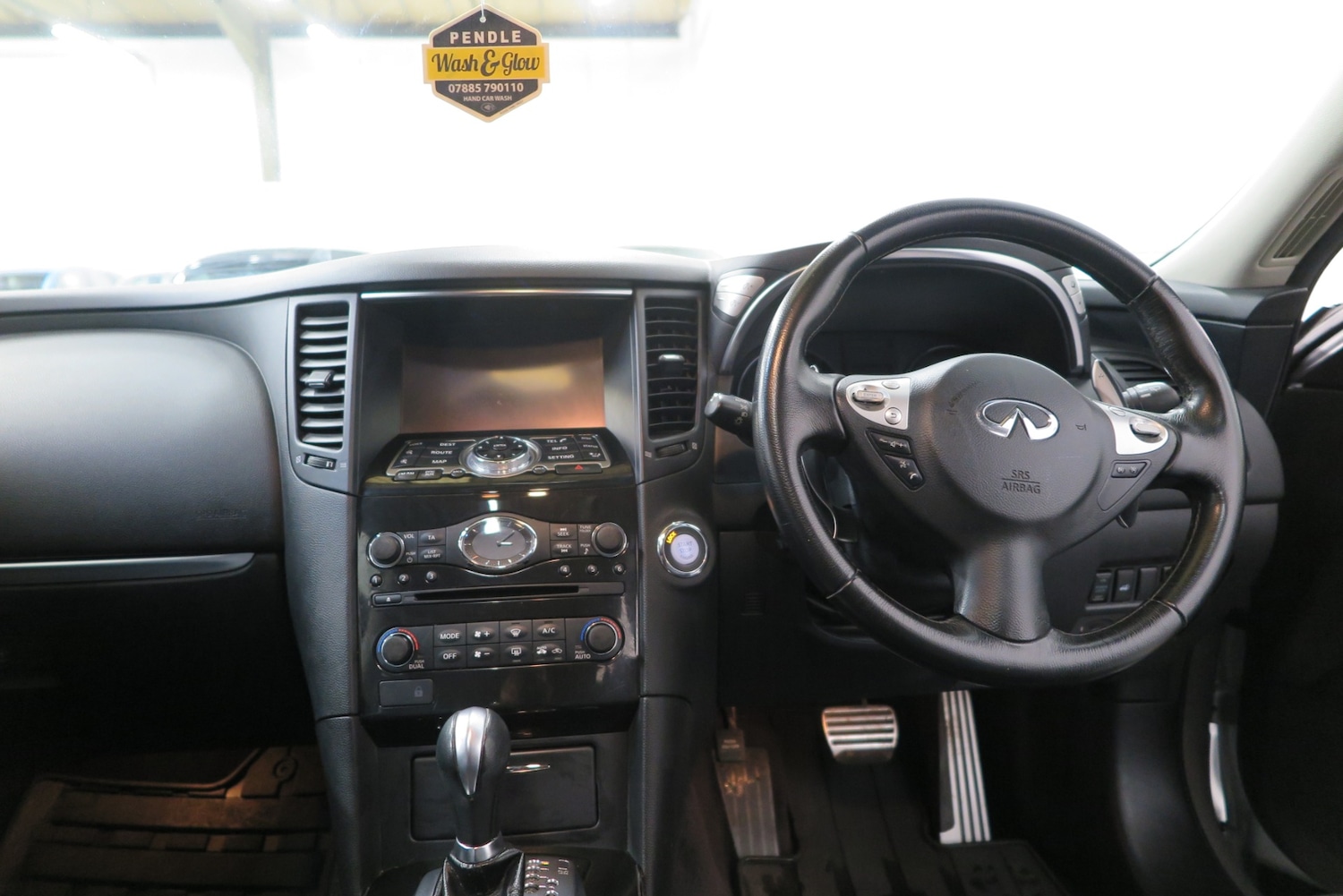 Used Infiniti QX70 2014 for sale - 77541849: Photo 7