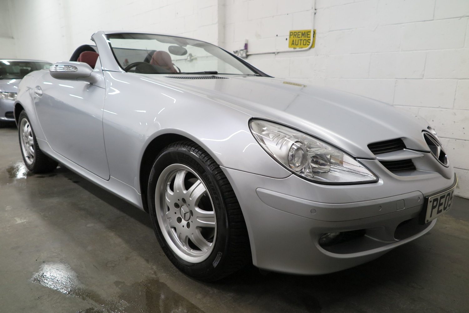 Used Mercedes-Benz SLK 2005 for sale - 77716579: Photo 1