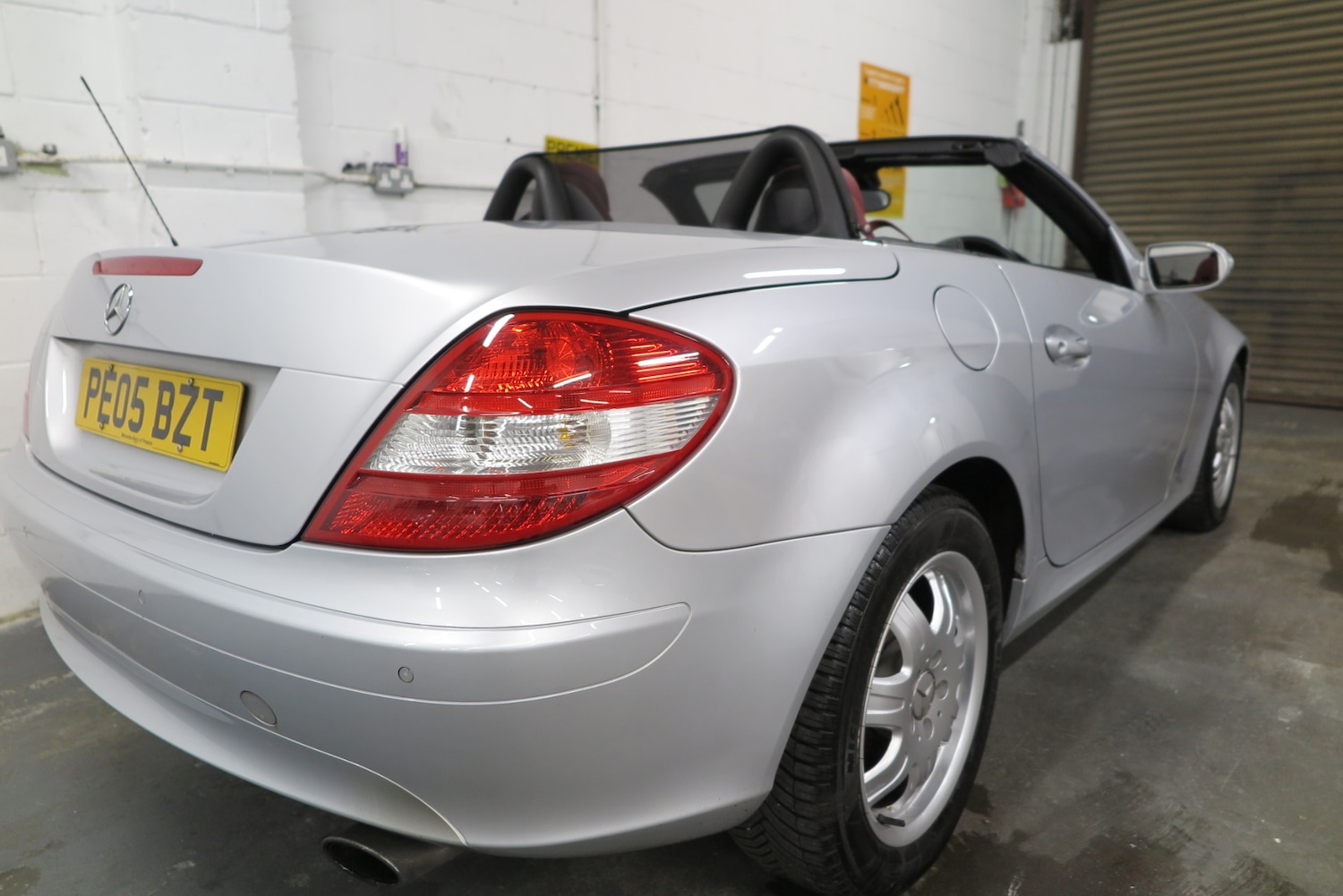 Used Mercedes-Benz SLK 2005 for sale - 77716579: Photo 5