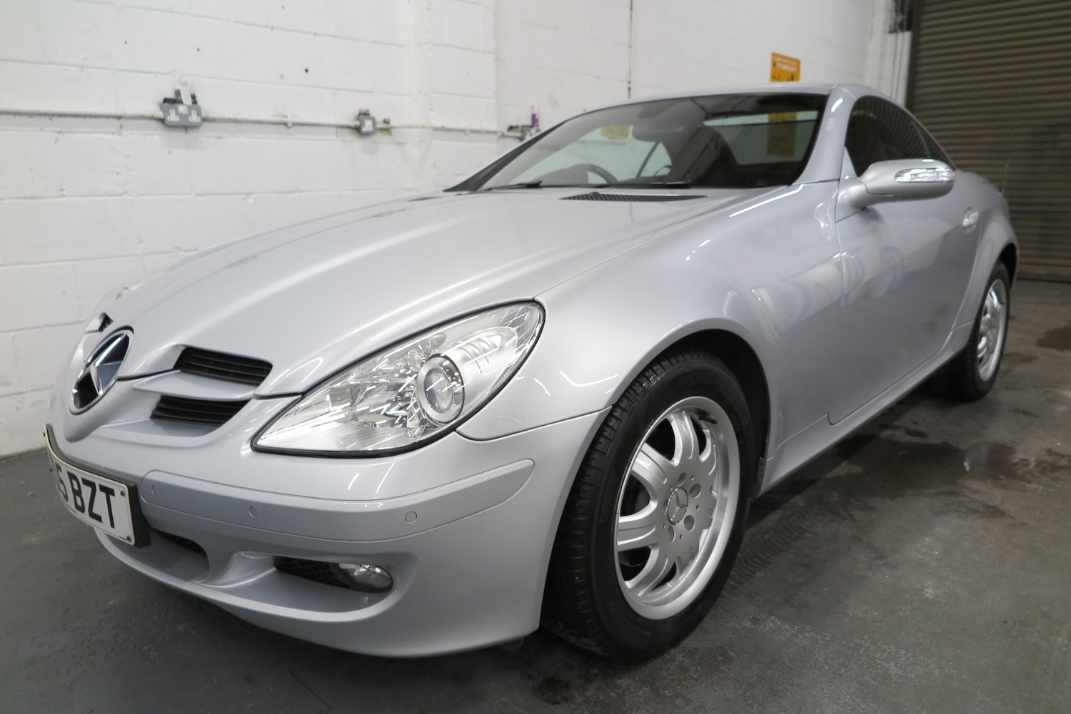 Used Mercedes-Benz SLK 2005 for sale - 77716579: Photo 8