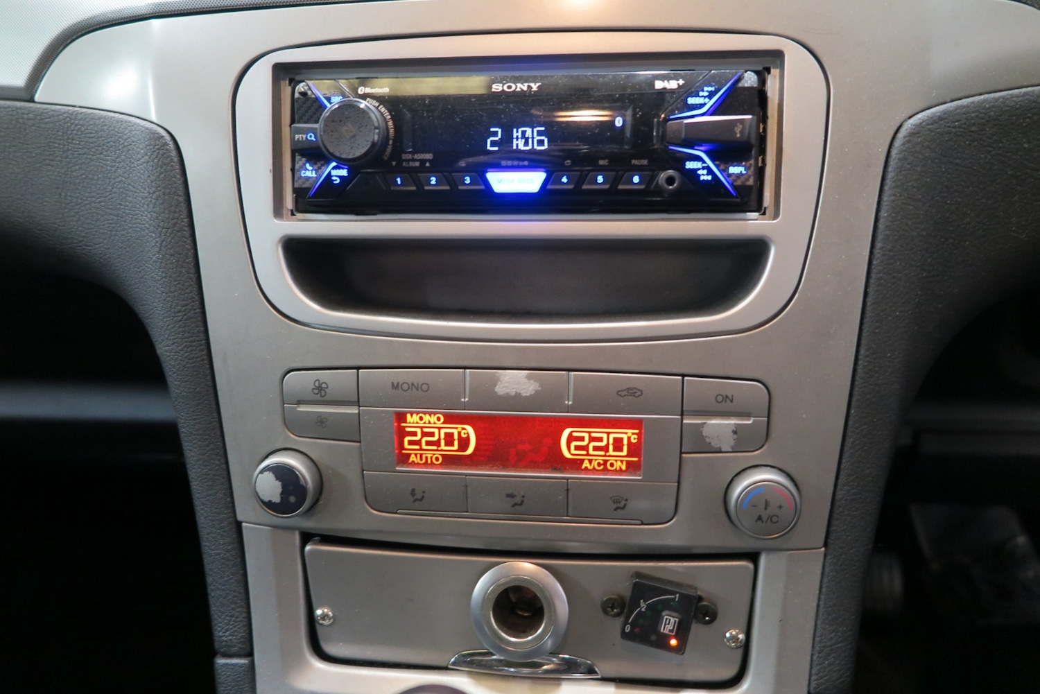 Used Ford S-Max 2008 for sale - 76507321: Photo 9