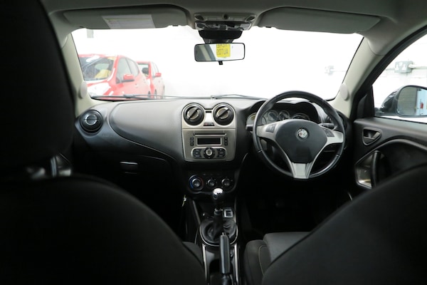 Used Alfa Romeo MiTo 2011 for sale - 76037147: Photo 7