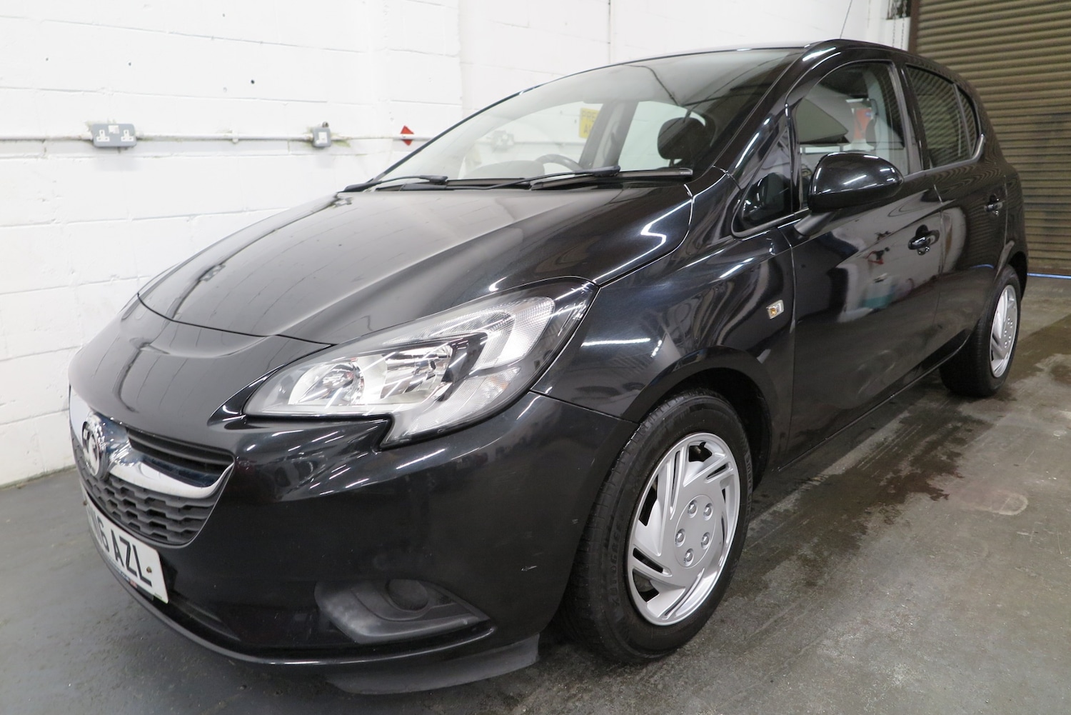 Used Vauxhall Corsa 2016 for sale - 76384864: Photo 2