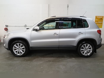Used Volkswagen Tiguan 2011 for sale - 79525200: Photo