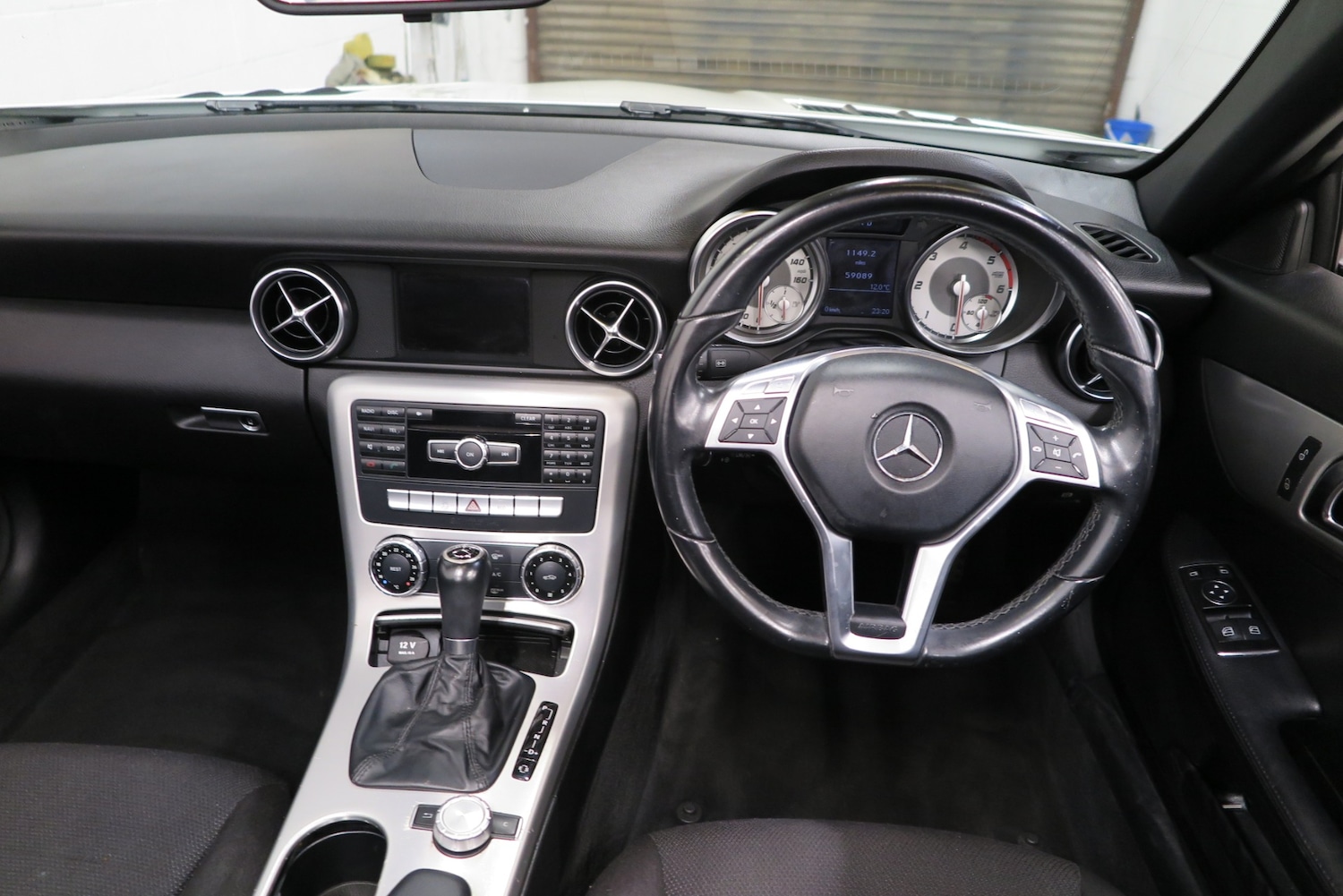 Used Mercedes-Benz SLK 2012 for sale - 77579826: Photo 13