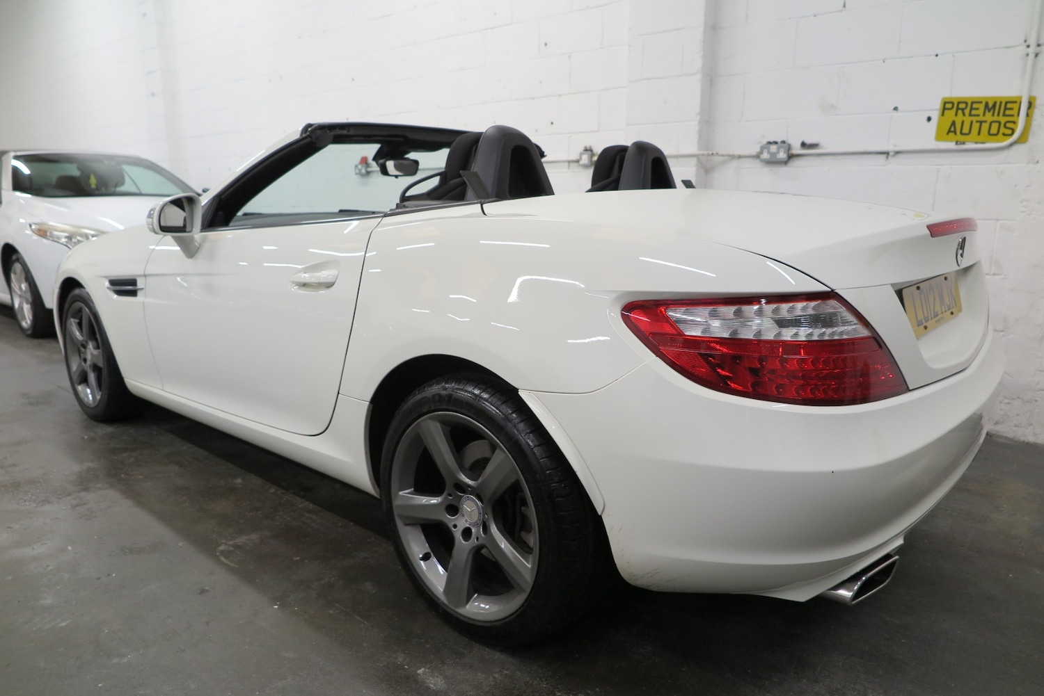 Used Mercedes-Benz SLK 2012 for sale - 77579826: Photo 6