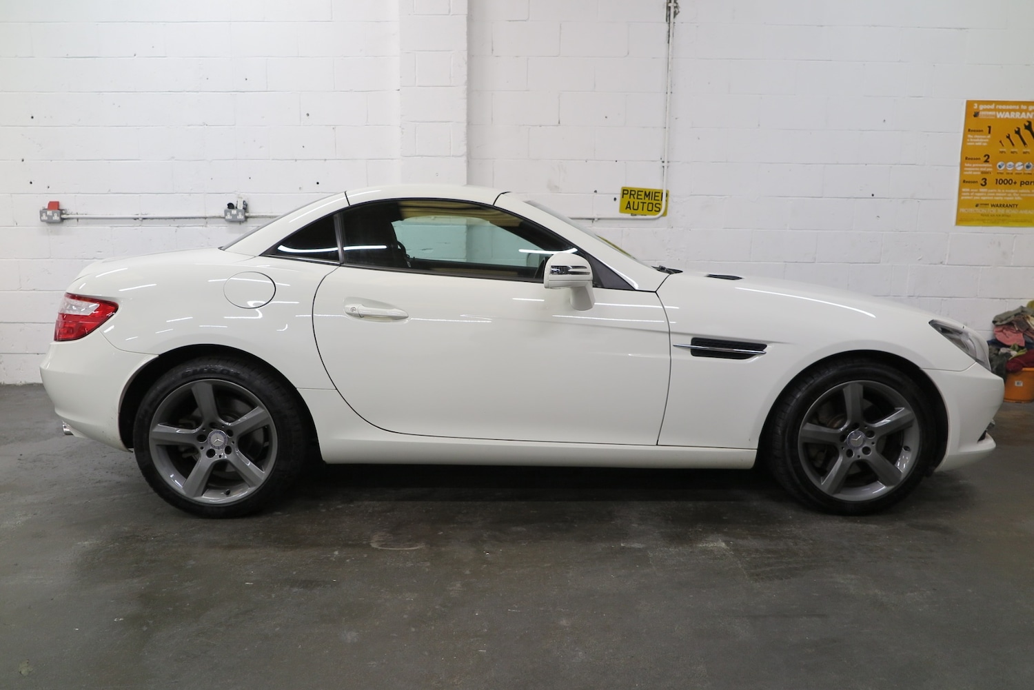 Used Mercedes-Benz SLK 2012 for sale - 77579826: Photo 9