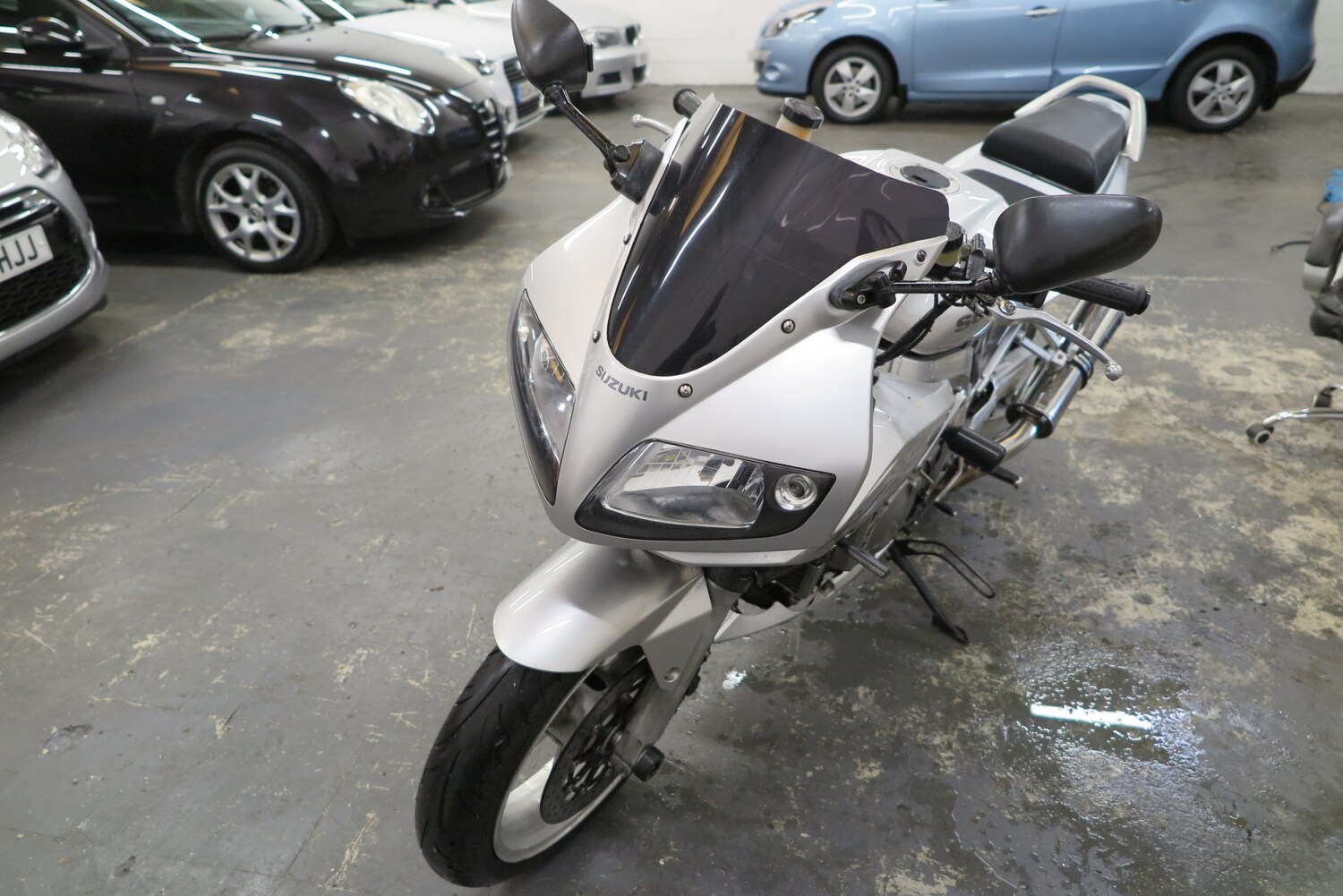 Suzuki SV