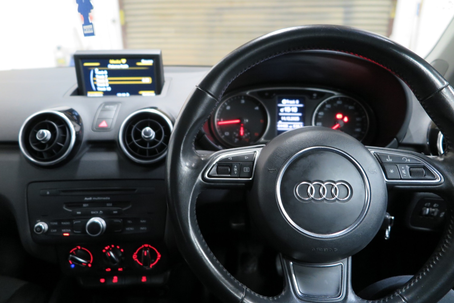 Used Audi A1 2015 for sale - 76316931: Photo 11