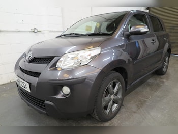 Used Toyota Urban Cruiser 2011 for sale - 79456958: Photo