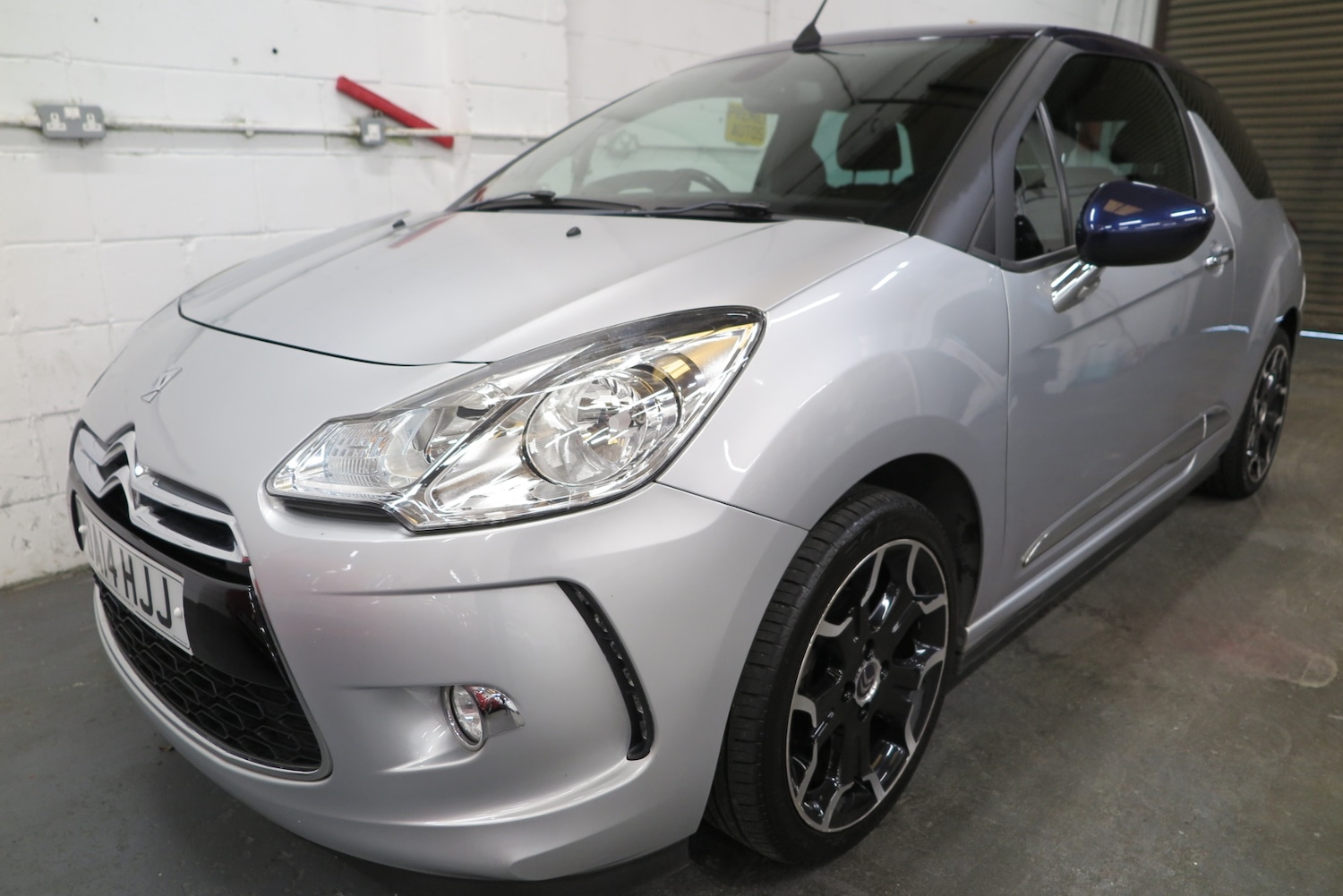 Used Citroen DS3 2014 for sale - 76192581: Photo 2