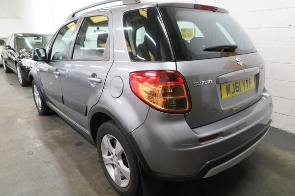 Used Suzuki SX4 2011 for sale - 75252490: Photo 6