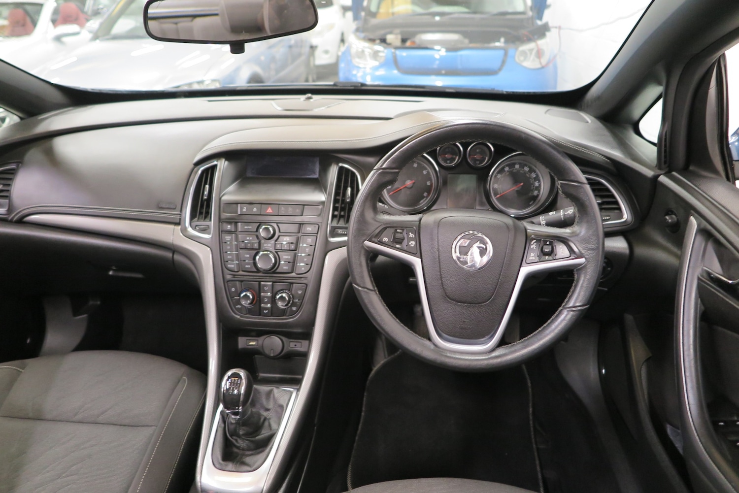 Used Vauxhall Cascada 2014 for sale - 77528151: Photo 13