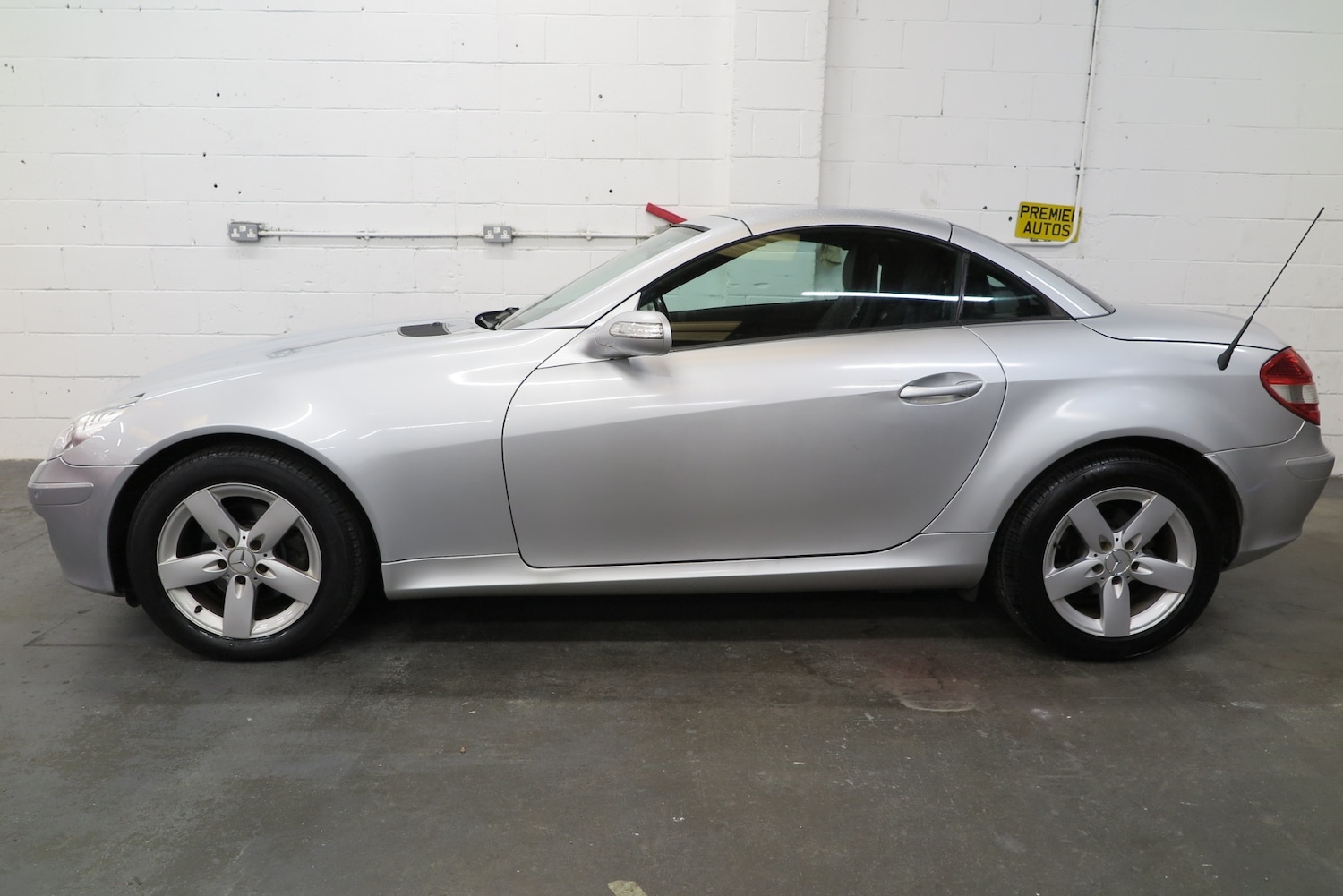 Used Mercedes-Benz SLK 2006 for sale - 76037253: Photo 10