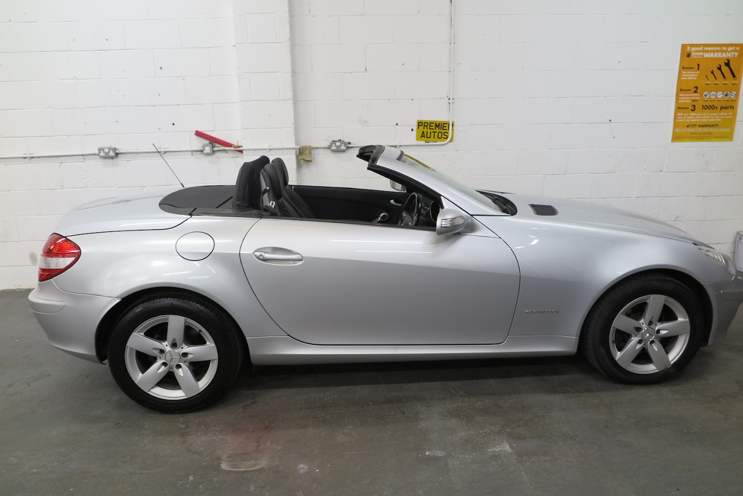 Used Mercedes-Benz SLK 2006 for sale - 76037253: Photo 3