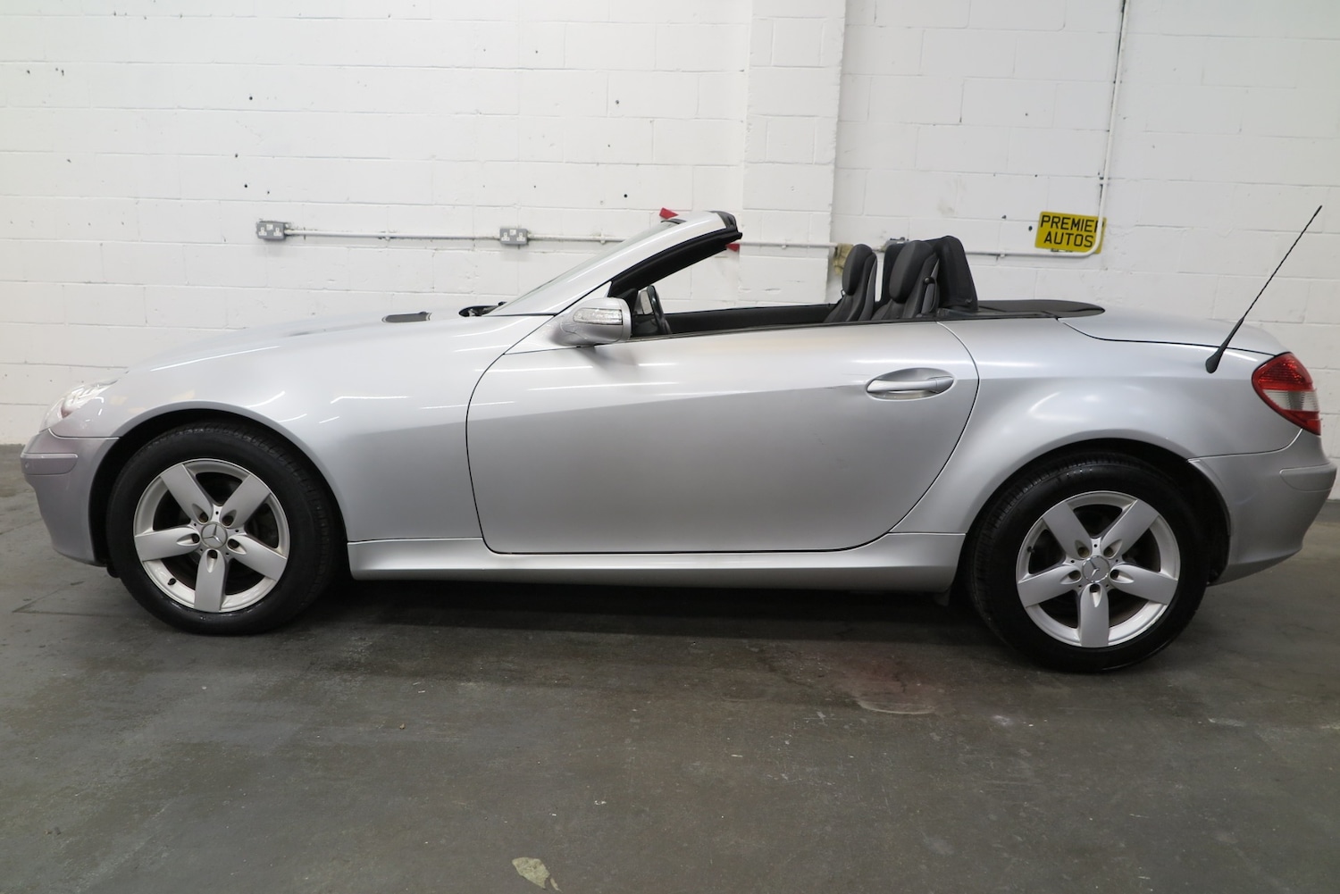 Used Mercedes-Benz SLK 2006 for sale - 76037253: Photo 4