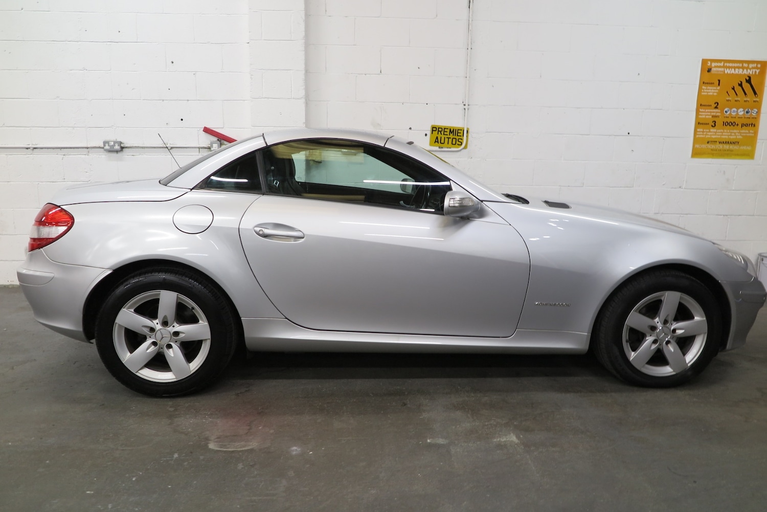 Used Mercedes-Benz SLK 2006 for sale - 76037253: Photo 9