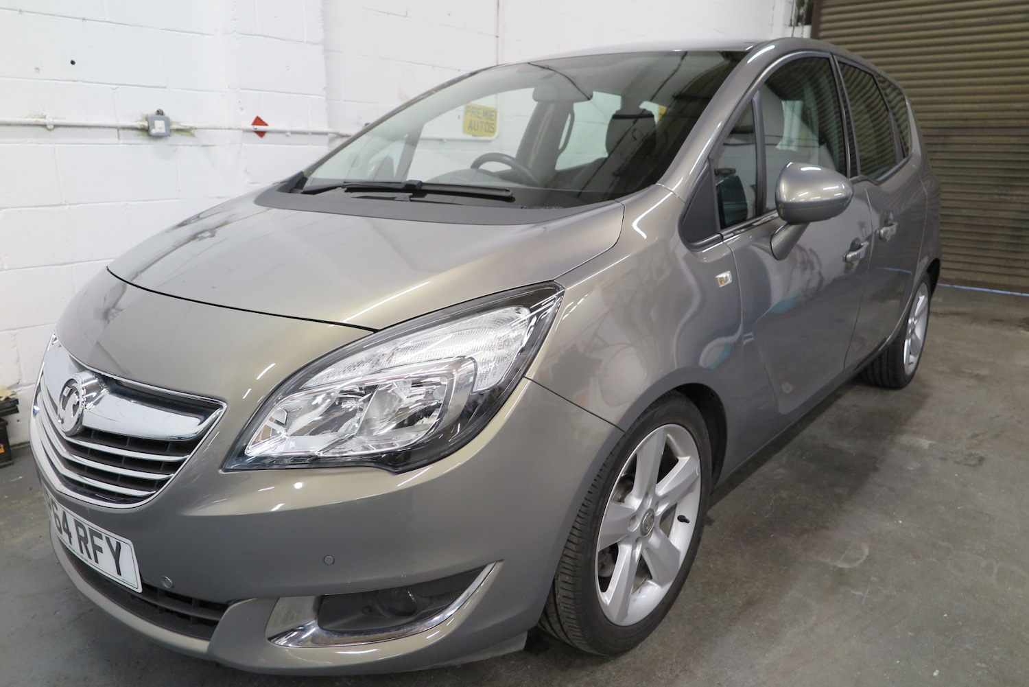 Used Vauxhall Meriva 2014 for sale - 77310518: Photo 2