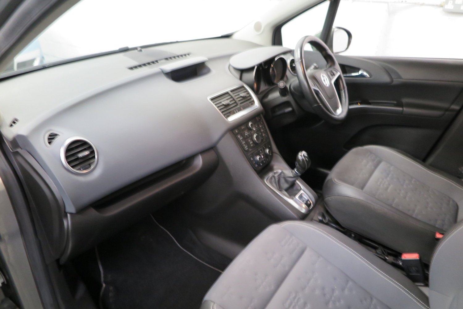 Used Vauxhall Meriva 2014 for sale - 77310518: Photo 8