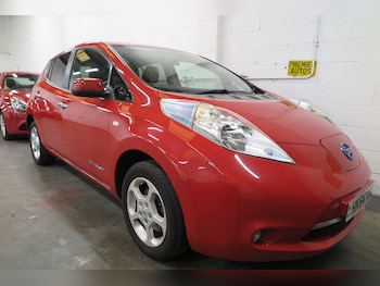 2015 (64) - 80kW Visia+ 5dr Auto