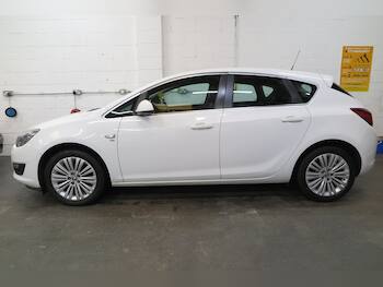 Used Vauxhall Astra 2014 for sale - 79653010: Photo