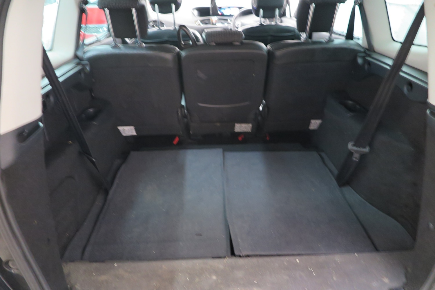 Used Renault Grand Scenic 2012 for sale - 77453022: Photo 15