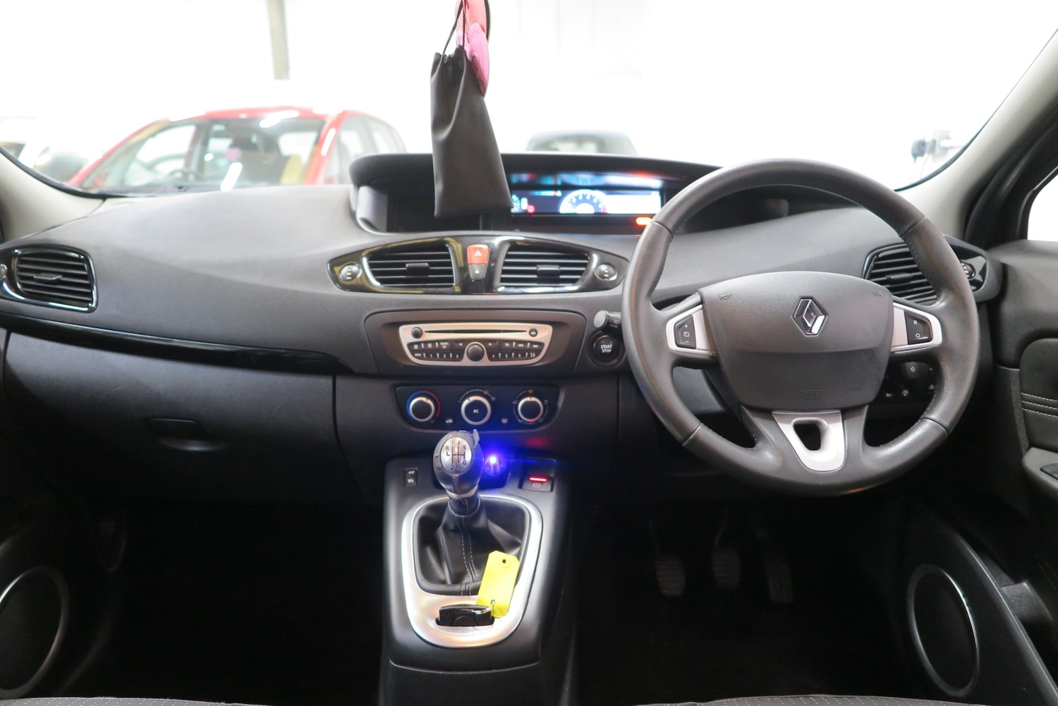 Used Renault Grand Scenic 2012 for sale - 77453022: Photo 7