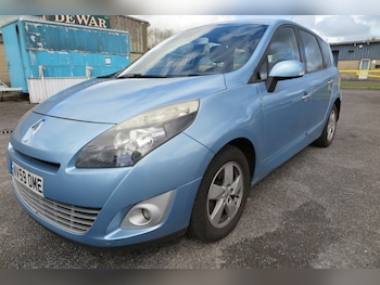 Used Renault Grand Scenic 2009 for sale - 78218118: Photo