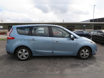 Used Renault Grand Scenic 2009 for sale - 78218118: Photo