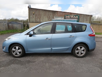 Used Renault Grand Scenic 2009 for sale - 78218118: Photo