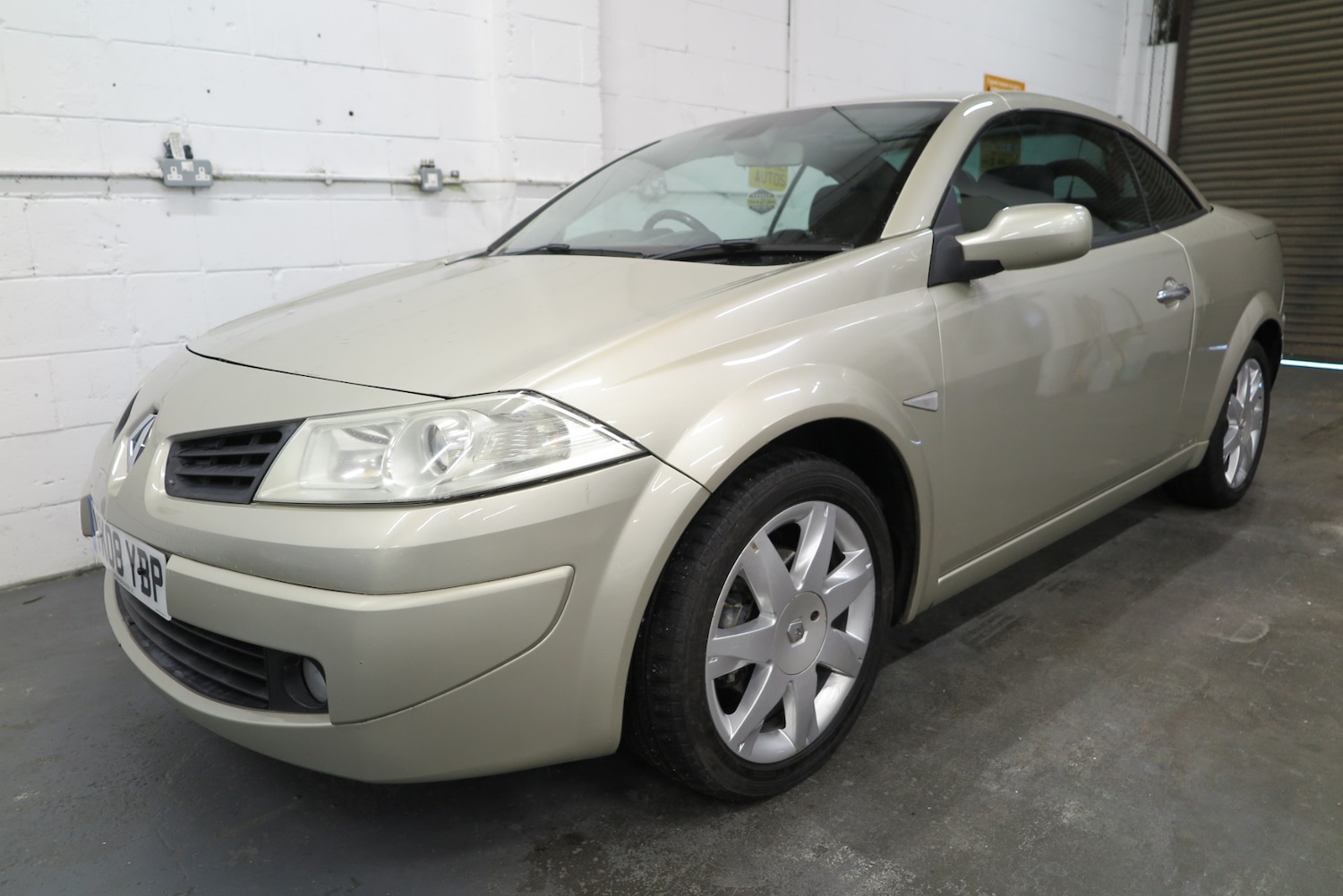 Used Renault Megane 2008 for sale - 77743378: Photo 2