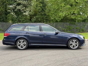 Used Mercedes-Benz E Class 2014 for sale - 79655097: Photo