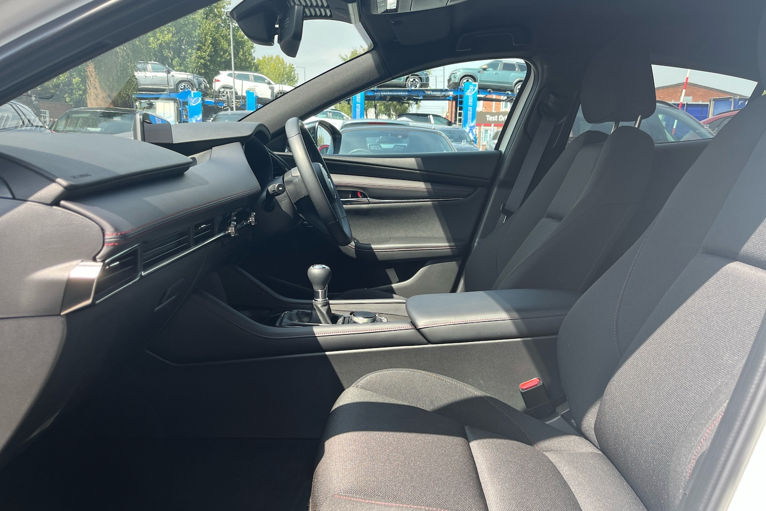 Used Mazda Mazda3 2025 for sale - 76680221: Photo 6