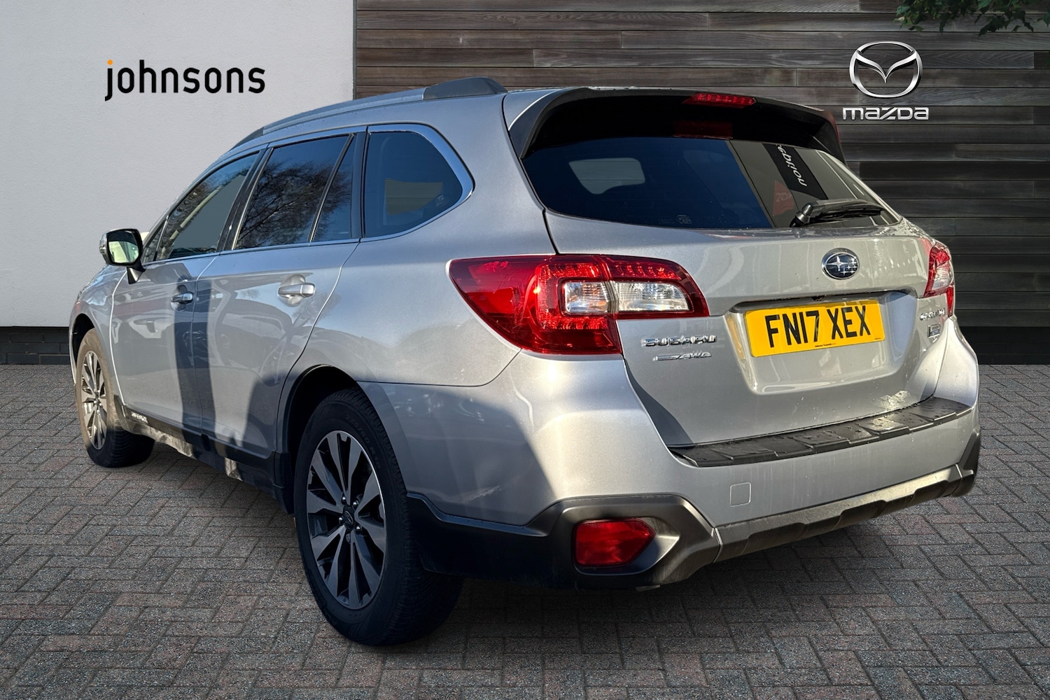 Used Subaru Outback 2017 for sale - 77114355: Photo 2