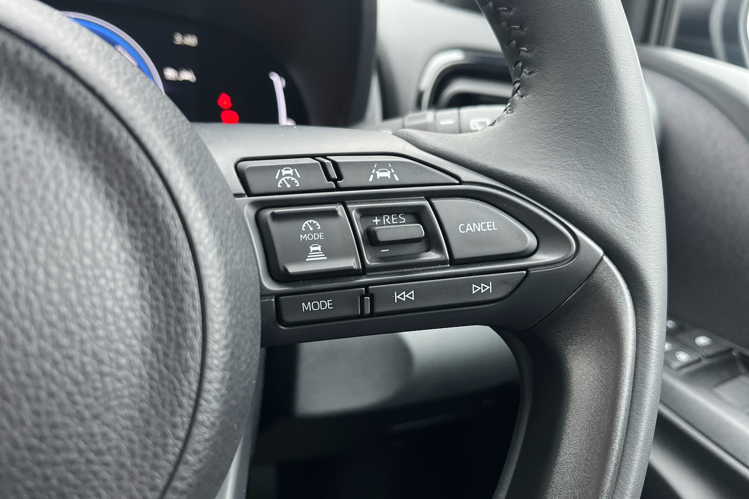 Used Mazda Mazda2 HYBRID 2025 for sale - 76678716: Photo 19