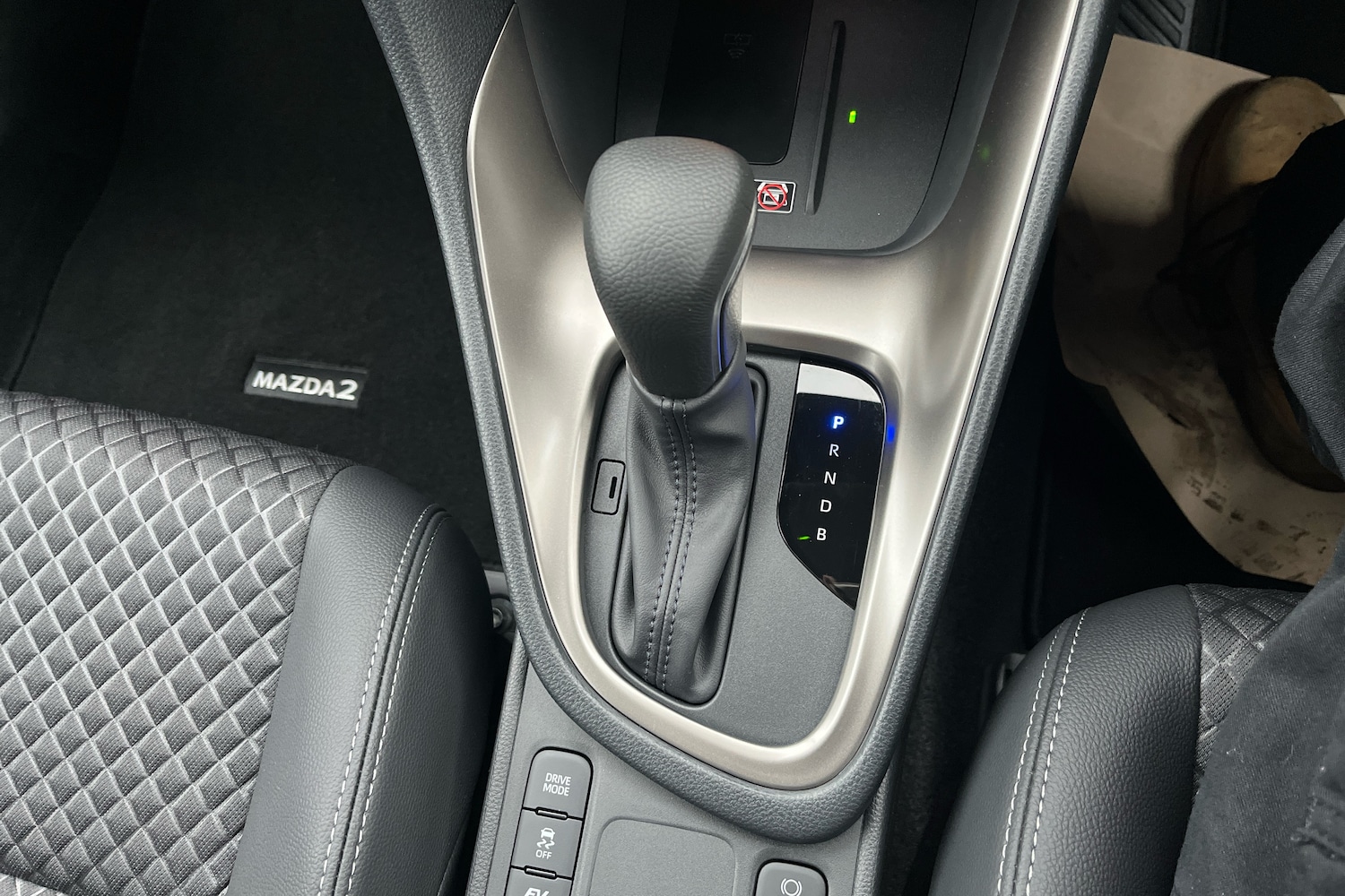 Used Mazda Mazda2 HYBRID 2025 for sale - 76678716: Photo 24