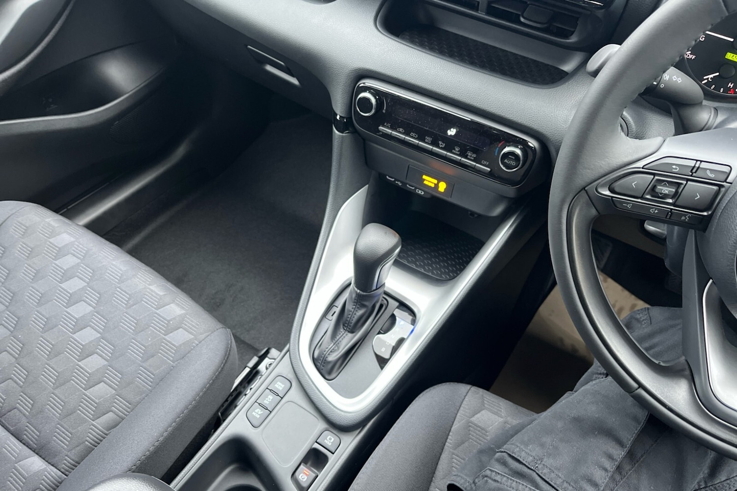 Used Mazda Mazda2 HYBRID 2025 for sale - 76678690: Photo 13